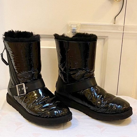 Authentic UGG Blaise mid calf patent leather boots - Picture 4 of 16